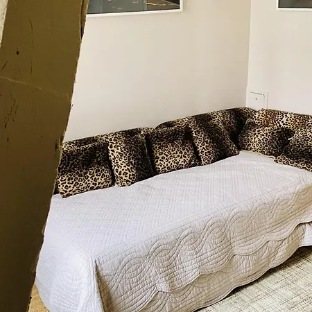 Sauval - Welkeys * Paris